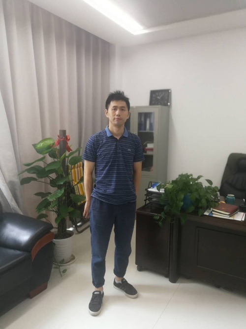 易均.jpg